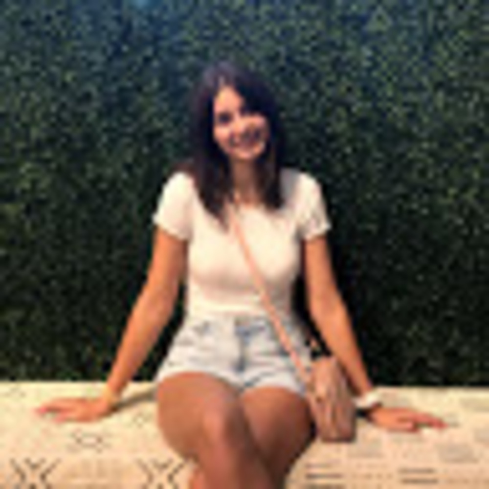 Meet your Posher, Hayley